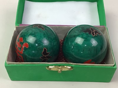 Lot 198 - GROUP OF ASIAN ITEMS