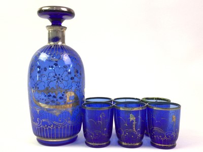 Lot 185 - DECANTER WITH STOPPER AND GLASS SET