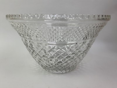 Lot 385 - GLASS PUNCH SET