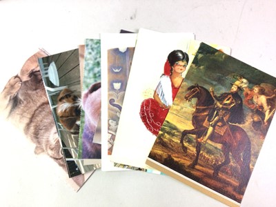 Lot 391 - COLLECTION OF VINTAGE POSTCARDS