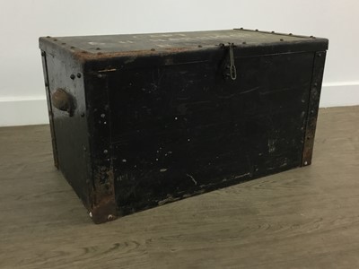 Lot 528 - VINTAGE LEATHER SUITCASE