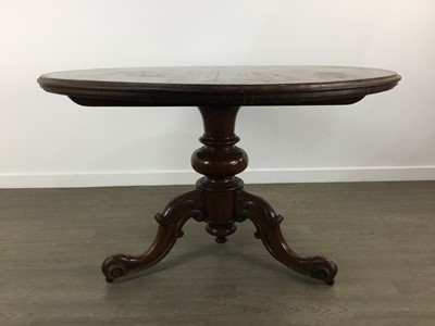 Lot 255 - VICTORIAN CIRCULAR SUPPER TABLE