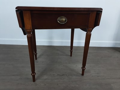 Lot 518 - REPRODUCTION MAHOGANY DROP LEAF TEA TABLE