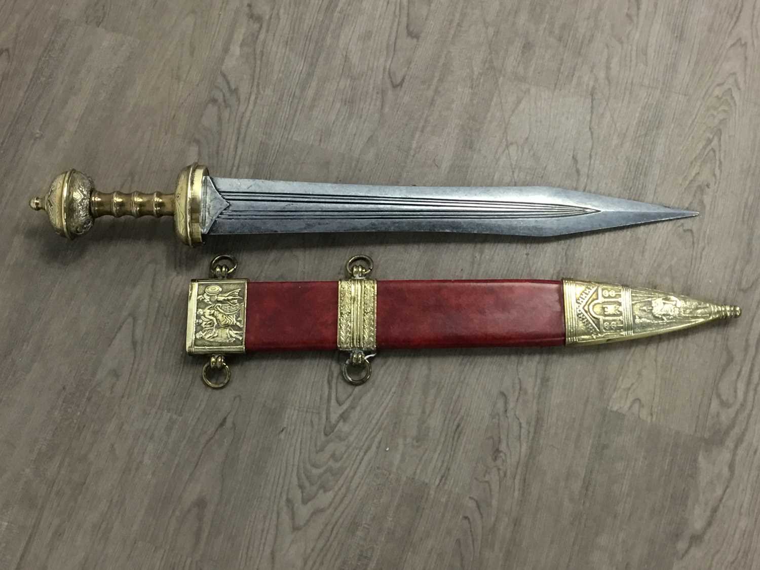 Lot 106 ROMAN GLADIUS REPLICA SWORD lot-106-roman-gladius-replica-sword