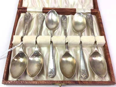 Lot 562 - SET OF SIX GEORGE V SILVER COFFEE SPOONS