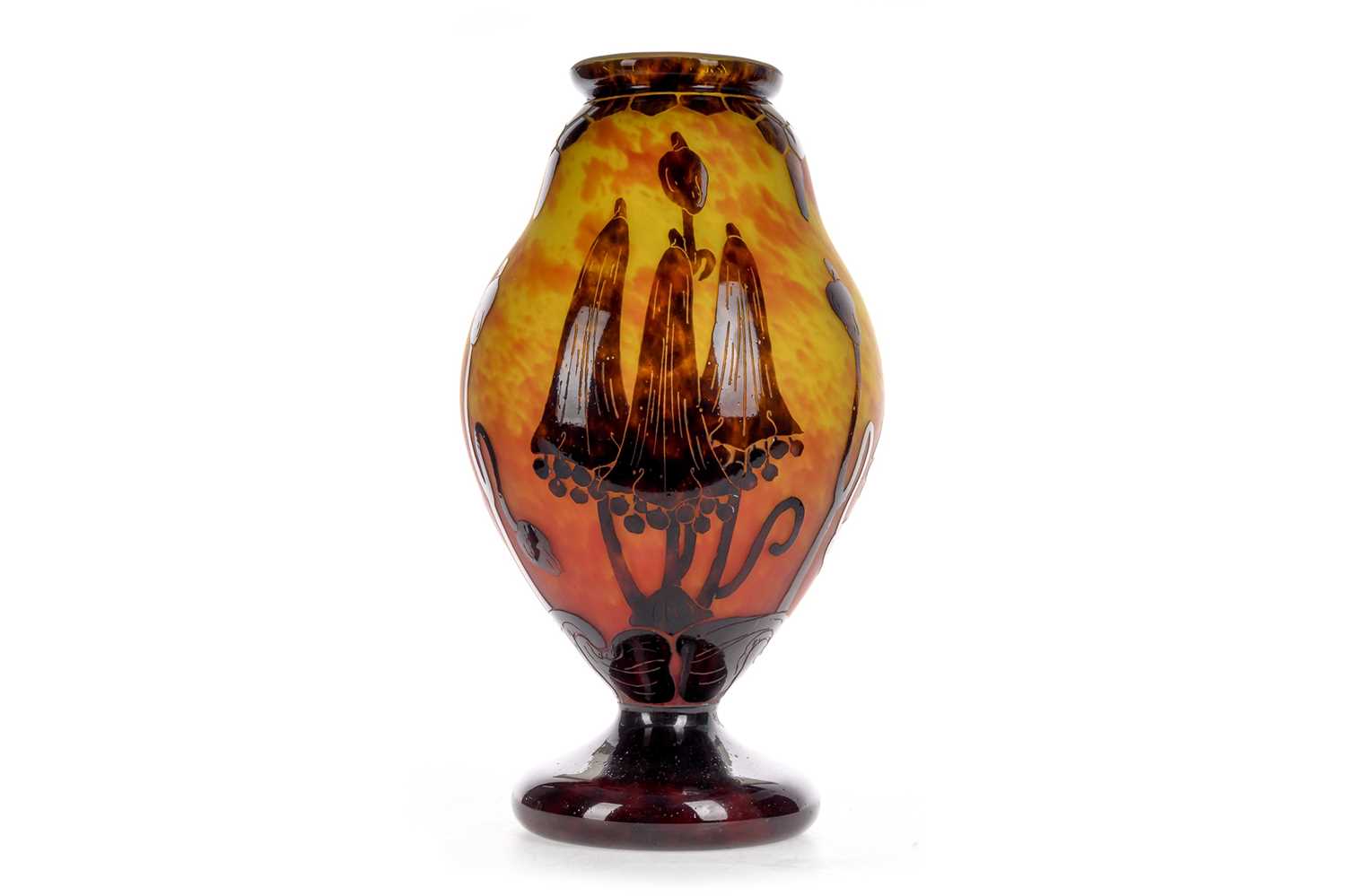Lot 425 - CHARLES SCHNEIDER FOR LA VERRE FRANCAIS, ART NOUVEAU CAMEO GLASS VASE