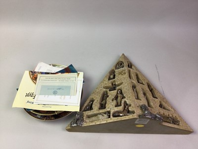 Lot 579 - GROUP OF MODERN EGYPTIAN STYLE ITEMS