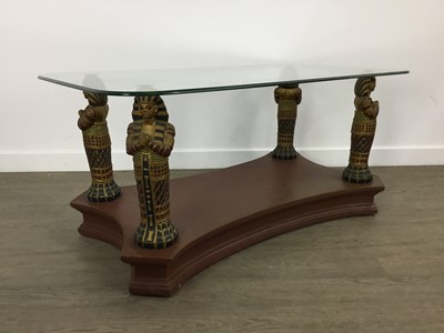 Lot 582 - MODERN SIDE TABLE