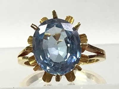 Lot 617 - GROUP OF GOLD DRESS RINGS