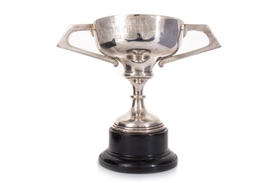 Lot 835 - GEORGE V SILVER TWIN-HANDLED TROPHY