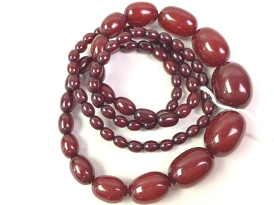 Lot 670 - CHERRY BAKELITE NECKLACE