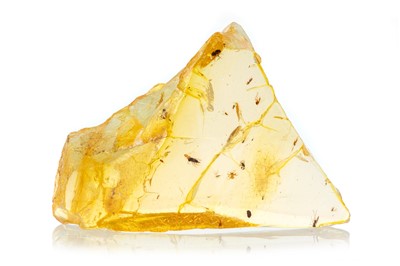 Lot 15 - COPAL AMBER FRAGMENT