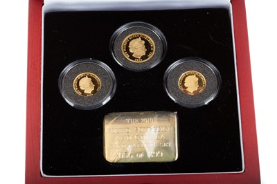 Lot 17 - THE 2010 POUND, SOVEREIGN AND GUINEA SET