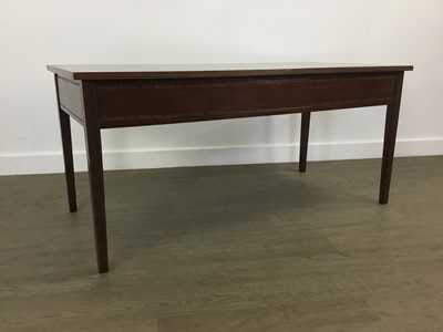 Lot 713 - CROSSBANDED MAHOGANY COFFEE TABLE