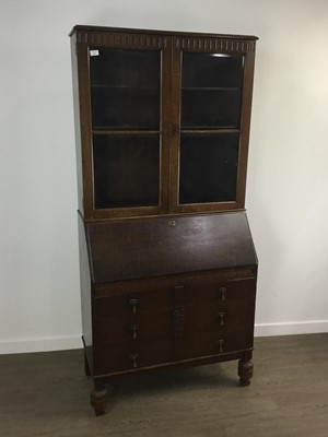 Lot 750 - VINTAGE OAK BUREAU BOOKCASE
