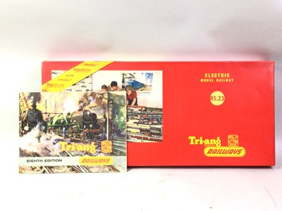 Lot 108 - TRIANG RS23 ELECTRIC MODEL RAILWAY