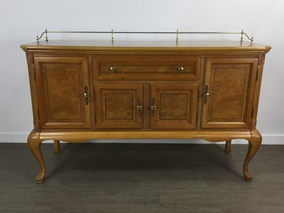 Lot 833 - REPRODUCTION OAK AND BURR SIDEBOARD