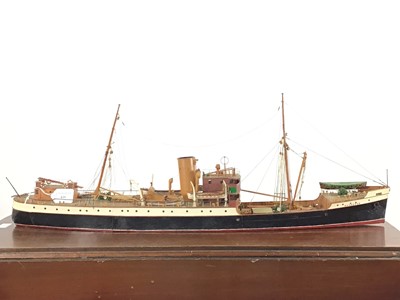 Lot 839 - CONSTRUCTION KIT MODEL SHIP
