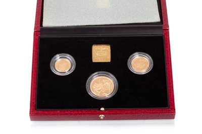 Lot 21 - THE 1993 UNITED KINGDOM GOLD PROOF SOVEREIGN THREE COIN SET