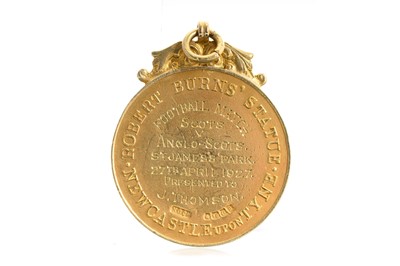 Lot 1908 - JOHN THOMSON, SCOTS VS. ANGLO-SCOTS GOLD MEDAL