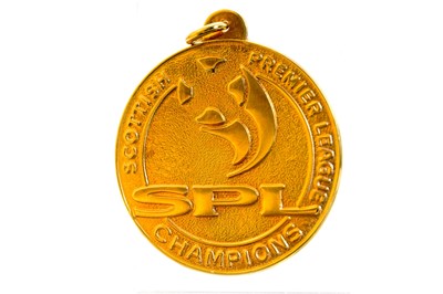 Lot 1947 - BOBBY PETTA OF CELTIC F.C., SPL CHAMPIONS WINNERS GOLD MEDAL