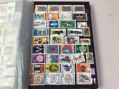 Lot 9 - GROUP OF STAMPS