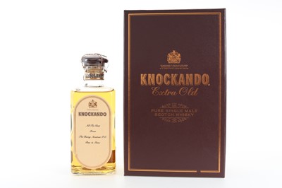 Lot 111 - KNOCKANDO EXTRA OLD - PERSONALISED LABEL