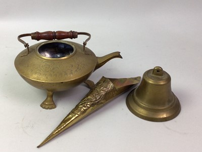 Lot 80 - GROUP OF BRASSWARE