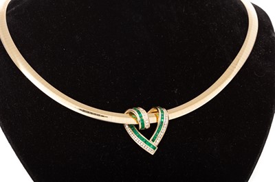 Lot 486 - EMERALD AND DIAMOND NECKLACE