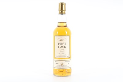 Lot 143 - MACDUFF 1972 31 YEAR OLD FIRST CASK