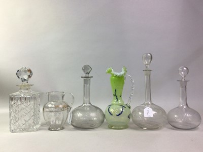 Lot 84 - GROUP OF GLASSWARE