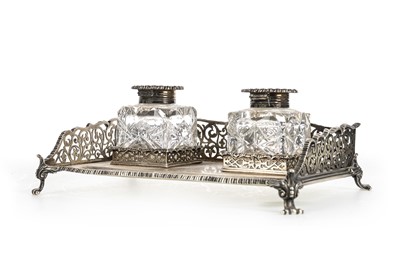 Lot 914 - VICTORIAN SILVER DOUBLE INKSTAND