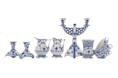 Lot 1486 - ROYAL COPENHAGEN, MATCHED BLUE & WHITE PORCELAIN DINNER SERVICE