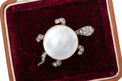 Lot 506 - MABE PEARL AND DIAMOND TURTLE BROOCH