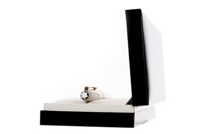 Lot 923 - MONT BLANC, SILVER MEISTERSTUCK BALLPOINT PEN