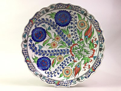 Lot 297 - OZBEK GINI PORCELAIN CHARGER