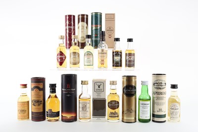 Lot 200 - 12 ASSORTED WHISKY MINIATURES