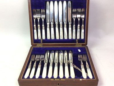 Lot 450 - LOT OF VARIOUS FLATWARE