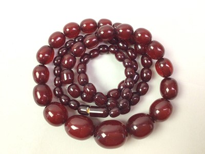 Lot 500 - CHERRY AMBER NECKLACE