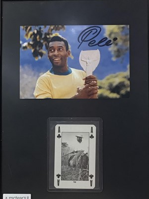 Lot 598 - PELE SIGNED DISPLAY