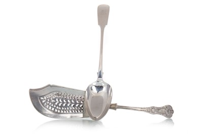 Lot 965 - VICTORIAN SILVER FISH SLICE