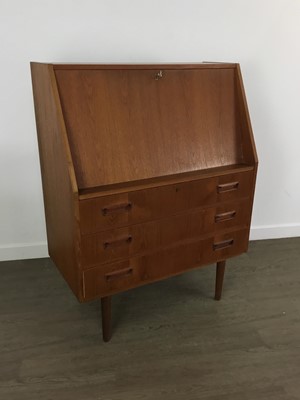 Lot 664 - TEAK BUREAU