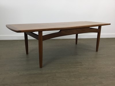Lot 666 - TEAK COFFEE TABLE