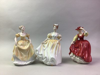 Lot 19 - GROUP OF CERAMIC FIGURES