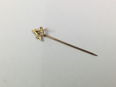 Lot 65 - GROUP OF TIE PINS