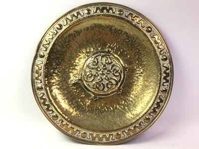 Lot 463 - ARTS & CRAFTS HAMMERED BRASS CHARGER