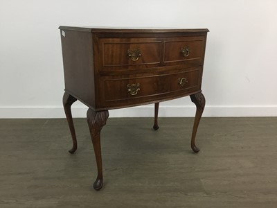 Lot 563 - REPRODUCTION THREE DRAWER CHEST