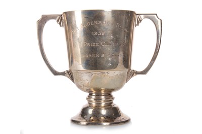 Lot 991 - GEORGE VI SILVER TROPHY