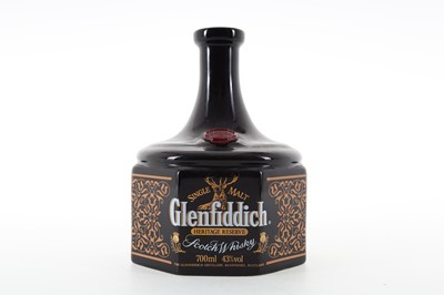 Lot 235 - GLENFIDDICH HERITAGE RESERVE ROBERT THE BRUCE DECANTER