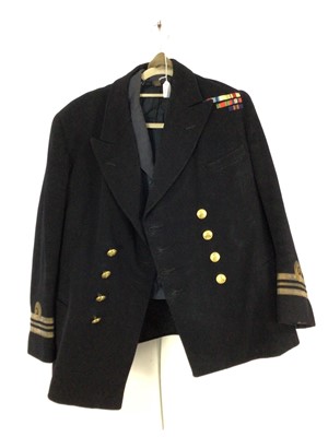 Lot 333 - BRITISH NAVAL LIEUTENANT COMMANDER JACKET AND CAP